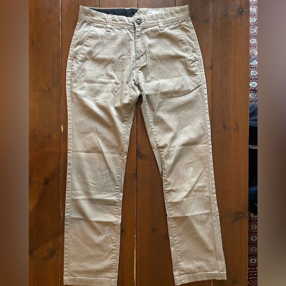 Volcom Khaki Chino pants